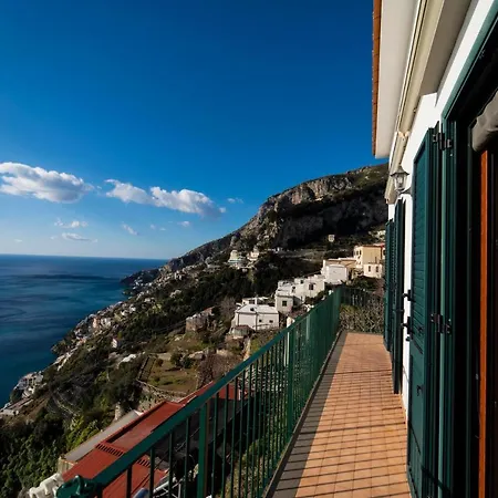 بيت للعطل Paradise House *